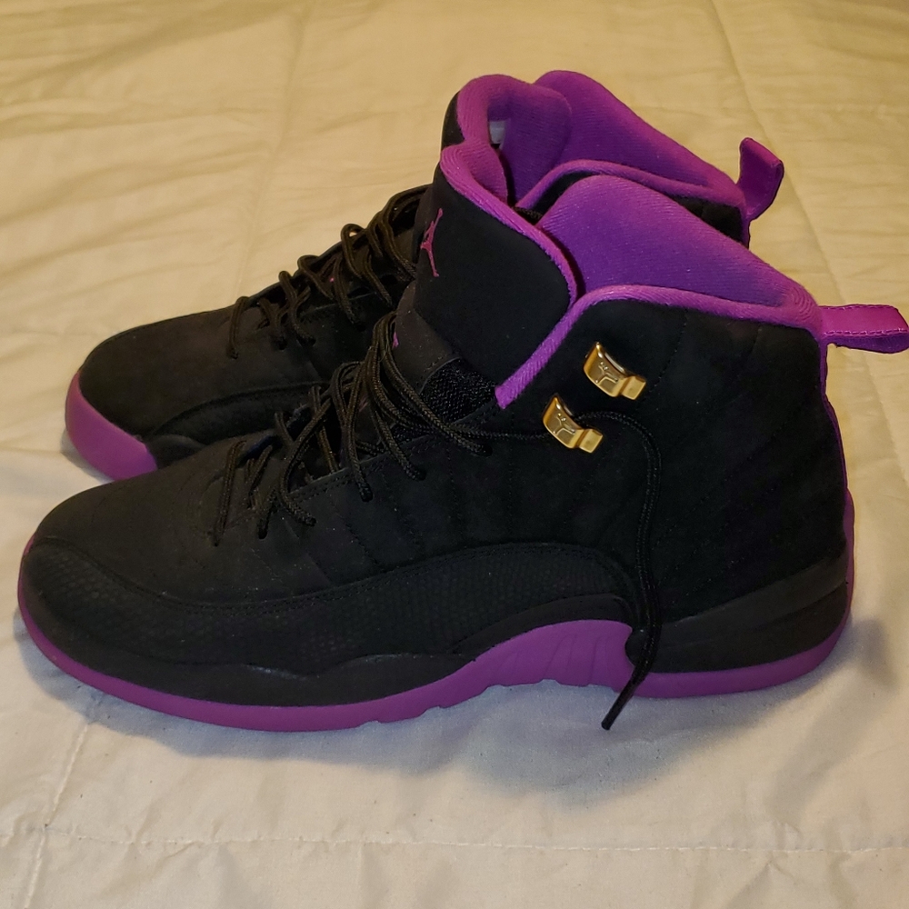 Jordan Retro 12s GS Hyper Violet